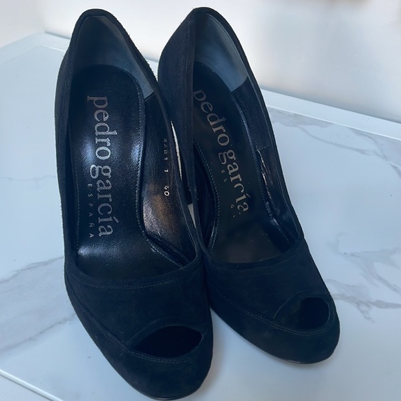 EUC Pedro Garcia Black Suede Open Toe Pumps EU 40 US 9-9.5 - Picture 2 of 12